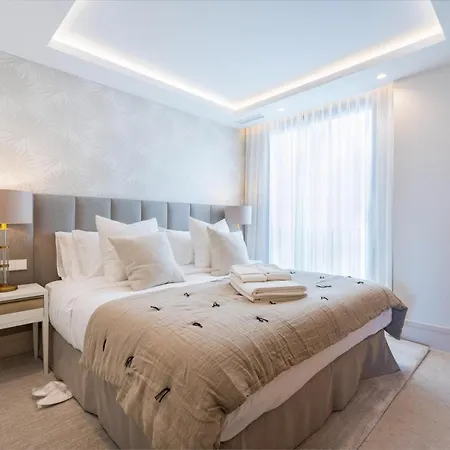 2 Bedroomed In Puerto Banus, Marbella