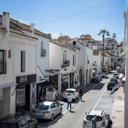 Apartment 2 Bedroomed In Puerto Banus, *
